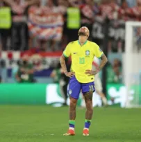 Imagem ilustrativa da imagem 'Vai doer por muito tempo', desabafa Neymar após eliminação