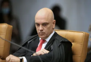 Imagem ilustrativa da imagem Alexandre de Moraes proíbe porte de arma na posse de Lula