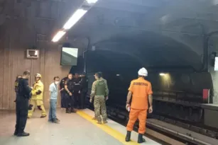 Imagem ilustrativa da imagem Suspeita de bomba paralisa metrô no Distrito Federal