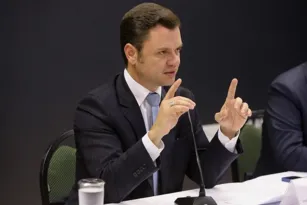 Imagem ilustrativa da imagem Ex-ministro Anderson Torres é preso pela PF em Brasília