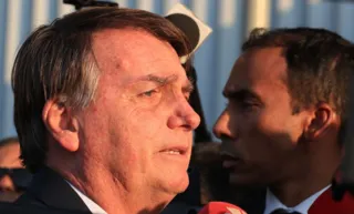 Imagem ilustrativa da imagem Bolsonaro tem mais de R$ 450 mil bloqueados de suas contas