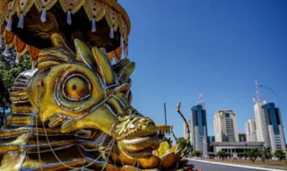 Imagem ilustrativa da imagem Carnaval fora de época com desfile de escolas de samba em Brasília