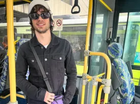 Imagem ilustrativa da imagem Fiuk faz álbum de fotos após andar em ônibus pela primeira vez