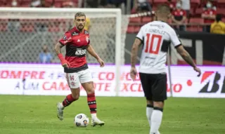 Imagem ilustrativa da imagem Flamengo recebe Olimpia no Maracanã pelas oitavas da Libertadores