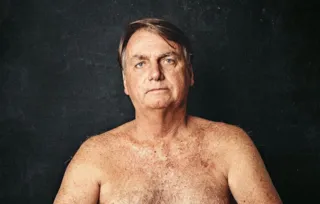 Imagem ilustrativa da imagem Foto do ex-presidente Bolsonaro sem camisa causa na internet