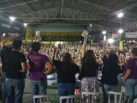 Imagem ilustrativa da imagem Greve dos professores da rede estadual é suspensa