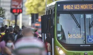 Imagem ilustrativa da imagem INSS estuda aceitar uso de transporte público como prova de vida