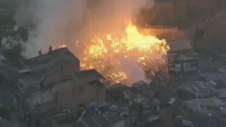 Imagem ilustrativa da imagem Incêndio destrói casas em comunidade de São Paulo