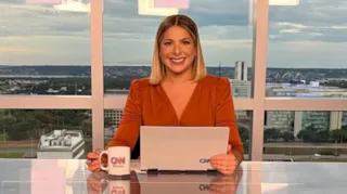 Imagem ilustrativa da imagem Jornalista da CNN é contratada pela GloboNews: 'Viva o novo'