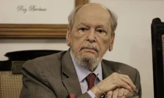 Imagem ilustrativa da imagem Morre ex-ministro do STF Sepúlveda Pertence, aos 85, em Brasília