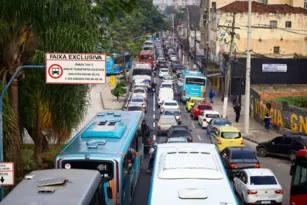 Imagem ilustrativa da imagem O segredo da Alameda: pode ou não pode trafegar na pista seletiva?