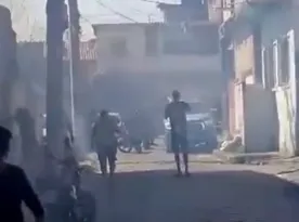 Imagem ilustrativa da imagem PMs jogam spray de pimenta em moradores no Bateau Mouche; vídeo
