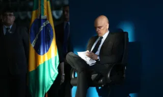 Imagem ilustrativa da imagem Políticos reagem após Alexandre de Moraes ser hostilizado na Itália