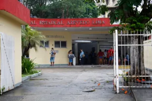 Imagem ilustrativa da imagem Demissão em hospital de Niterói coloca 1,2 mil funcionários na rua