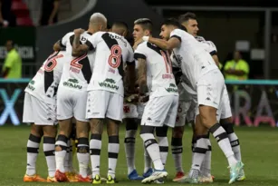 Imagem ilustrativa da imagem Vasco enfrenta Boavista mirando volta ao G4 do Carioca