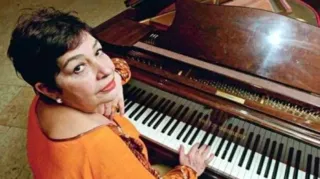 Imagem ilustrativa da imagem Morre Sueli Costa, grande compositora e cantora do MPB, aos 79 anos