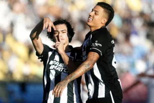 Imagem ilustrativa da imagem Botafogo vence o Resende e volta ao G-4 do Carioca