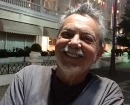 Imagem ilustrativa da imagem Morre carnavalesco Mário Borrielo, aos 77 anos, no Rio