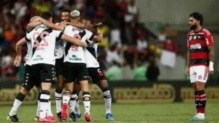 Imagem ilustrativa da imagem Flamengo e Vasco se enfrentam pela semifinal do Carioca