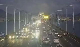 Imagem ilustrativa da imagem Tarde de congestionamento na Ponte Rio-Niterói