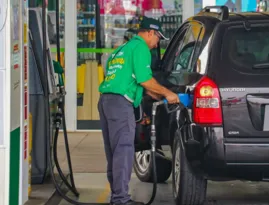 Imagem ilustrativa da imagem Em Maricá, preço alto do GNV faz motoristas preferirem gasolina