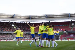 Imagem ilustrativa da imagem Brasil vence a Alemanha pelo último amistoso antes da Copa do Mundo
