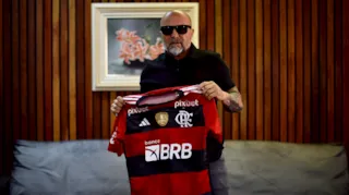 Imagem ilustrativa da imagem Novo técnico do Flamengo chega ao Rio para assumir o time