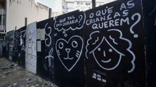 Imagem ilustrativa da imagem Arte desperta imaginação sobre futuro de terreno em bairro no Rio
