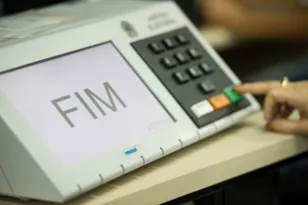 Imagem ilustrativa da imagem STF declara inconstitucional a impressão do voto pela urna eletrônica