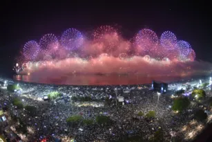 Imagem ilustrativa da imagem Réveillon em Copacabana terá quatro palcos e 14 minutos de fogos