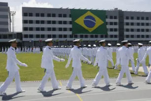 Imagem ilustrativa da imagem CONCURSO: Quase mil vagas abertas para Marinha e IBGE