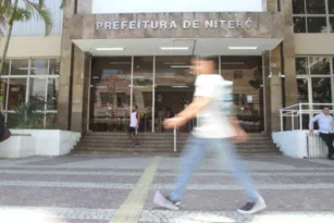 Imagem ilustrativa da imagem Cobrança da dívida ativa suspensa em Niterói