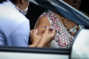 Imagem ilustrativa da imagem Mais de 78 mil idosos de Niterói já vacinados contra gripe