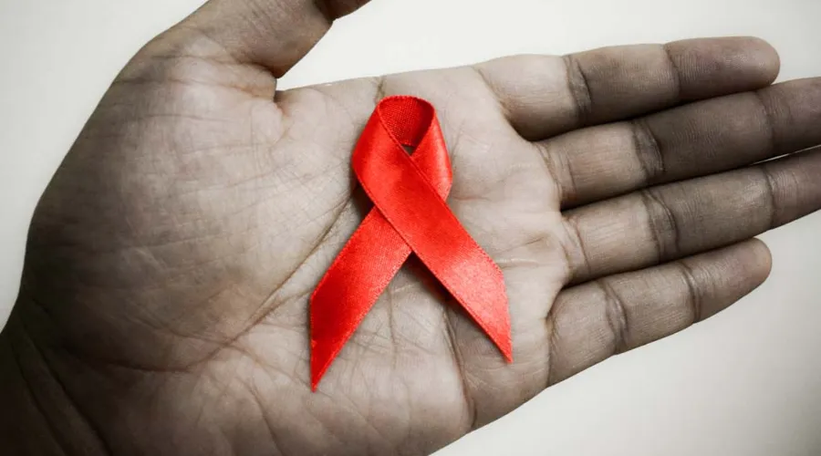 Imagem ilustrativa da imagem Brasil tem 920 mil pessoas com HIV, diz Ministério da Saúde