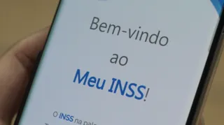 Imagem ilustrativa da imagem Prova de vida do INSS suspensa até abril