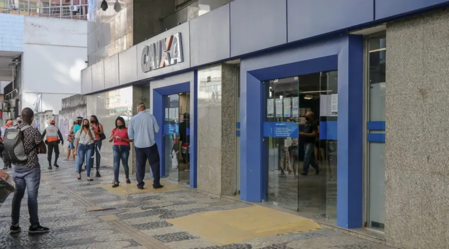Imagem ilustrativa da imagem Operação contra fraudes no INSS e Caixa Econômica em Niterói