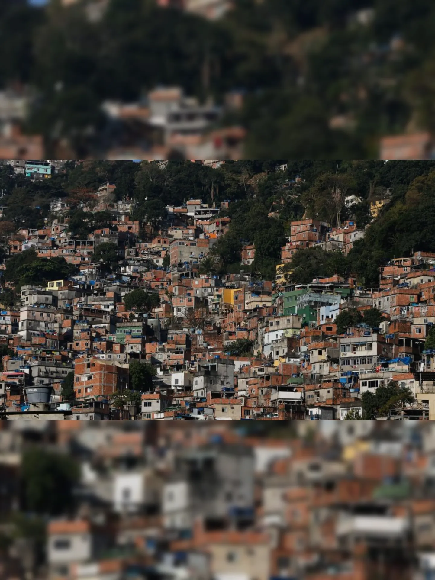 Rio de Janeiro - Comunidade da Rocinha, na zona sul do Rio de Janeiro, após confrontos de grupos de traficantes rivais pelo controle de pontos de venda de drogas. (Foto: Fernando Frazão/Agência Brasil).
