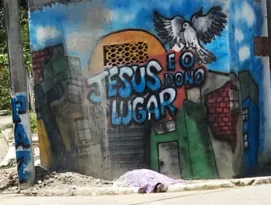 Imagem ilustrativa da imagem No jogo da guerra a celebração sobre corpos em São Gonçalo