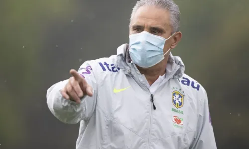 Imagem ilustrativa da imagem Tite define escalação com Ederson no gol e Firmino na função de Neymar