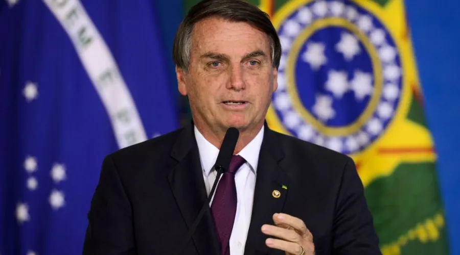 Imagem ilustrativa da imagem Bolsonaro critica restrições impostas por governadores