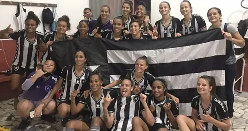 Imagem ilustrativa da imagem Histórico: Botafogo feminino jogará no Estádio Nilton Santos