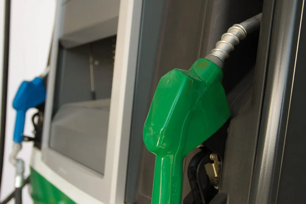 Imagem ilustrativa da imagem Preço da gasolina e diesel aumenta nas refinarias