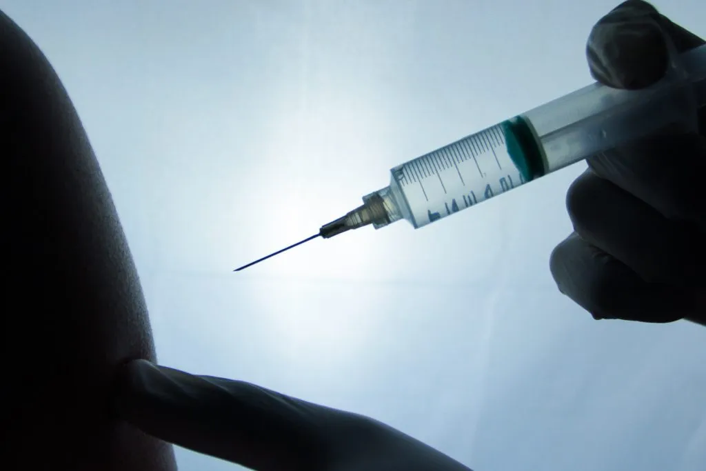 Imagem ilustrativa da imagem Covid-19: Uso emergencial de vacinas é aprovado pela Anvisa