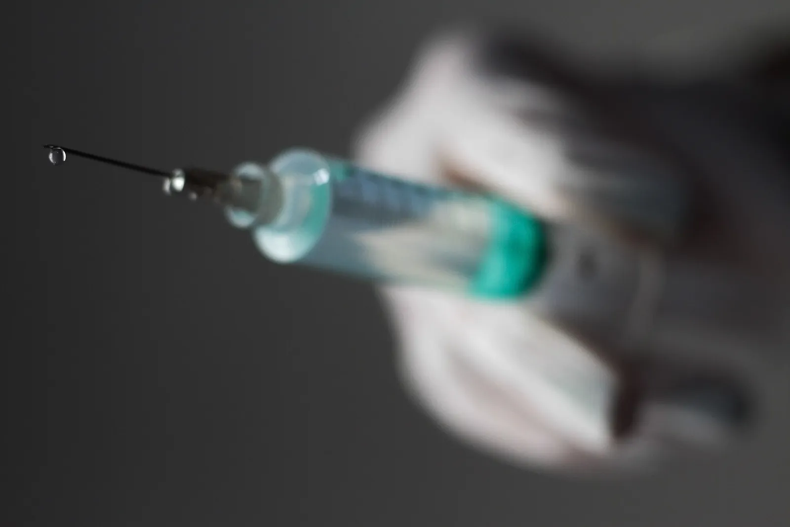 Imagem ilustrativa da imagem Uso imediato da vacina de Oxford aprovado pela OMS