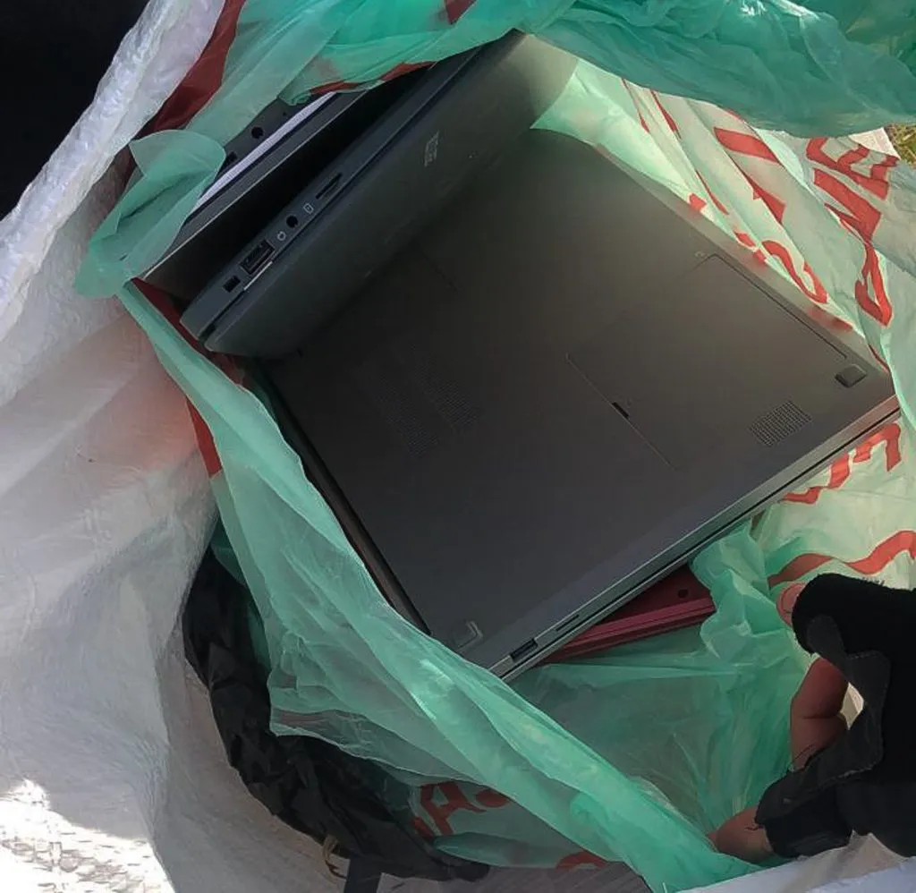 Imagem ilustrativa da imagem Produtos roubados de loja em Niterói são recuperados pela PM