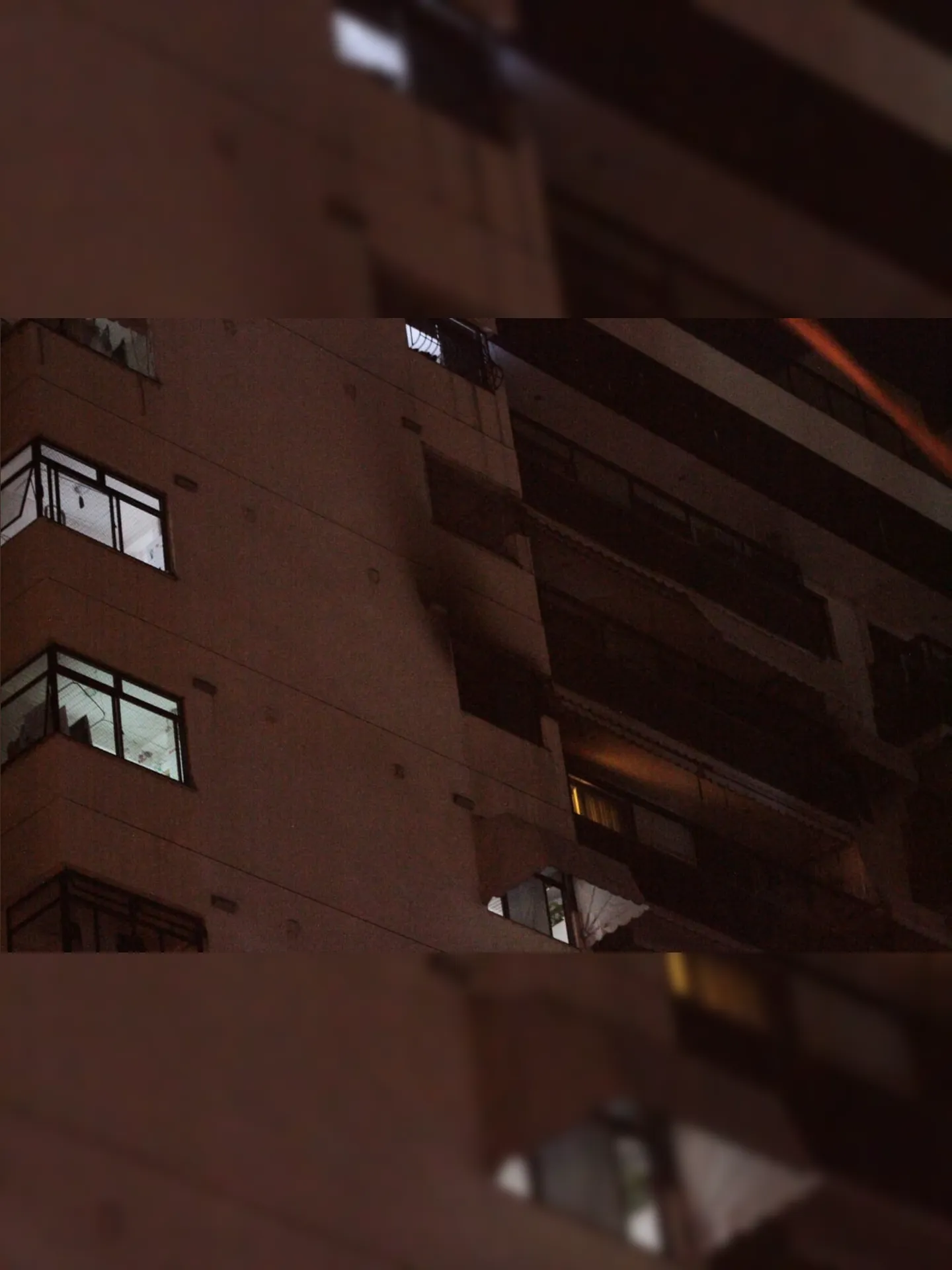 Imagem ilustrativa da imagem Fogão pega fogo em apartamento de Icaraí e assusta