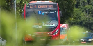 Imagem ilustrativa da imagem Empresa de ônibus de Niterói prestes a falir, denuncia sindicato