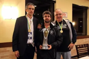 Imagem ilustrativa da imagem Novo diretor de futebol deve manter Barroca no Botafogo
