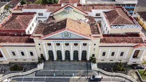 Imagem ilustrativa da imagem Ato de combate à transfobia na Câmara Municipal de Niterói