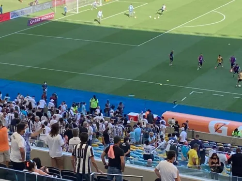 Imagem ilustrativa da imagem Conmebol concentra convidados e provoca aglomeração no Maracanã